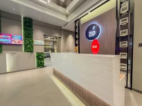 Zip By Spree Hotels Chinchwad - Reception