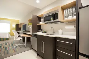 Home2 Suites by Hilton Houston-Pearland - Room