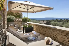 Airelles, La Bastide de Gordes - Vue de la chambre