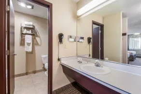 Red Lion Inn & Suites Vancouver - Chambre
