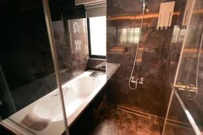 Kiwi Express Hotel - Jiuru Rd - Bathroom