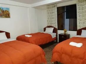 Catari's House - Room