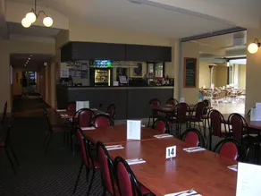 Overlander Hotel Motel - Restaurante