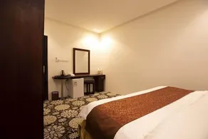 Al Muteb Suites Al Qassim - Habitación