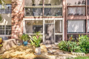 New Smyrna Beach Condo: Pool Access, Walk to Beach - Interiør