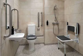 Super 8 by Wyndham Durham - Bathroom