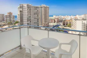 Hotel RH Royal - Recommend for adults - Vue de la chambre