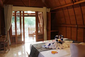 Kubu Padi Wooden House - Vue de la chambre