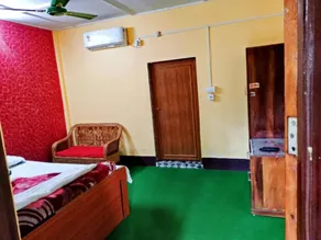 Goroomgo Green Gold Resort Lataguri - Habitación