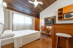 Sky Borges Hotel Alpenhaus - Gramado - Room