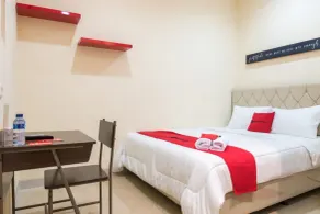 RedDoorz At Tebet Barat 2 - Habitación