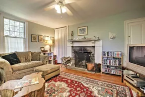 Historic Huntington Home - Walk to Westfield River - Innvendig