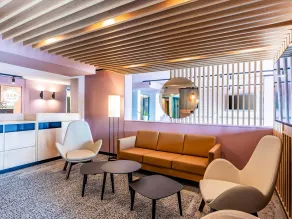 B&B Hotel Erlangen-Süd - Hall
