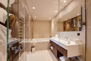 Villa Cosy, hotel & spa - Badrum