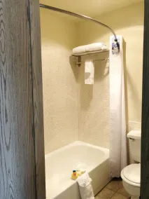 River House Inn, a Baymont by Wyndham - Salle de bain