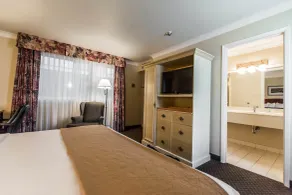 Quality Inn & Suites Garden of the Gulf - Chambre