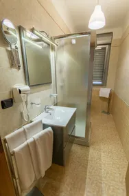 Castiglione Residence - Bathroom