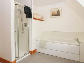 Newseat - Bathroom