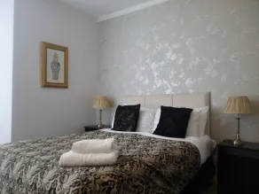 Dukes Folly Hotel - Room