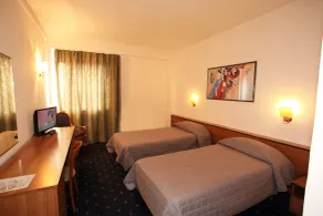 HOTEL QUADRIFOGLIO - Room