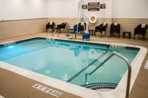 Holiday Inn Express & Suites - Albany Airport - Wolf Road by IHG - Pool