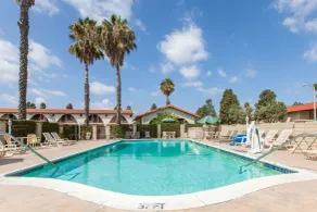 Days Inn by Wyndham Camarillo - Ventura - Piscine