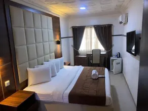 Presken Hotel GRA, GRA Ikeja - Zimmer