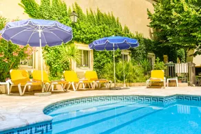  Logis Hôtel Restaurant Résidence - Pool