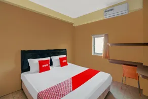 RedDoorz at Fortune Hotel Jalan Walanda Maramis Manado - Habitación