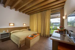 Pecora Vecchia - ColleMassari Hospitality - Rum