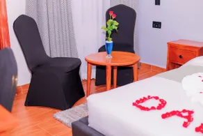 The Dalton Grand Hotel - Habitación