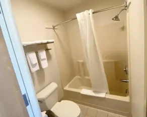  Hibiscus Inn & Suites - Chambre