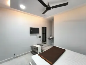 Hotel Rudra - Zimmer