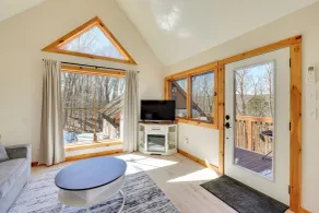 Hike & Fish: Outdoor Retreat Near Trails - Interiør