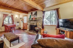 Near Slopes, Donner Lake & Trails! Woodsy Retreat - Interiør
