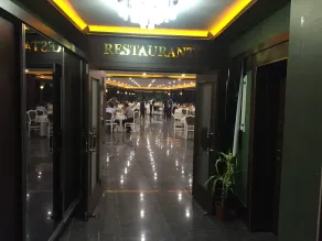BİRİZGARDEN HOTEl - Restaurant