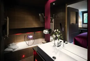 Hotel International - Baño