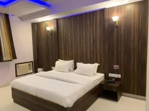 The Ravindram Hotel - Room
