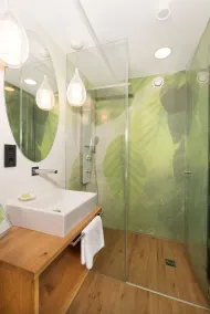 Pfeiffer's Sythener Flora - Baño