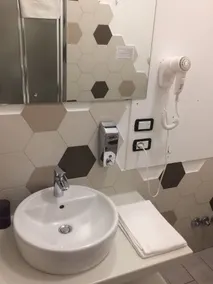 Ape - Baño