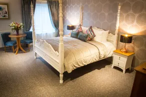 Longcourt House Hotel - Room