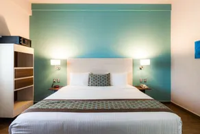 Comfort Inn & Suites Los Cabos - Room