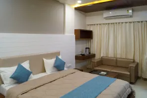Fabhotel Prime Midtown - Chambre