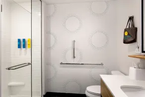 Tru by Hilton Port St. Lucie Tradition - Salle de bain