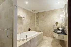 Rijasa Agung Resort and Villas - Bathroom