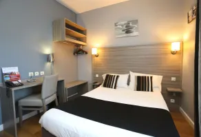 Hotel Henri IV - Room