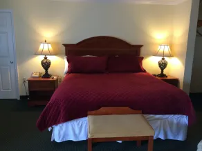 Hurricane Inn - Camera