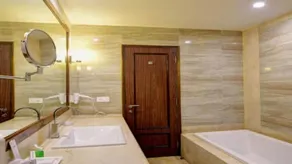 Chanakya Hotel, Patna - Bathroom