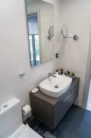 The Lop Athens Holidays Luxury Suites - Bad