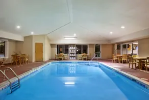 Holiday Inn Express Hotel & Suites-Saint Joseph by IHG - Piscine